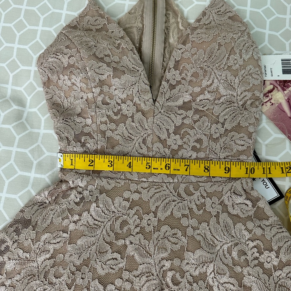 Emerald Sundae by Macy’s khaki lace shimmer mini dress with zip up back NWT - Picture 16 of 17